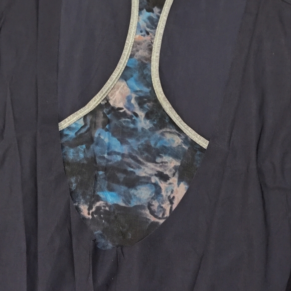 Like-New Lululemon Athletic Tank Top (NO SIZE TAG, SEE MEASUREMENTS) - Picture 7 of 12
